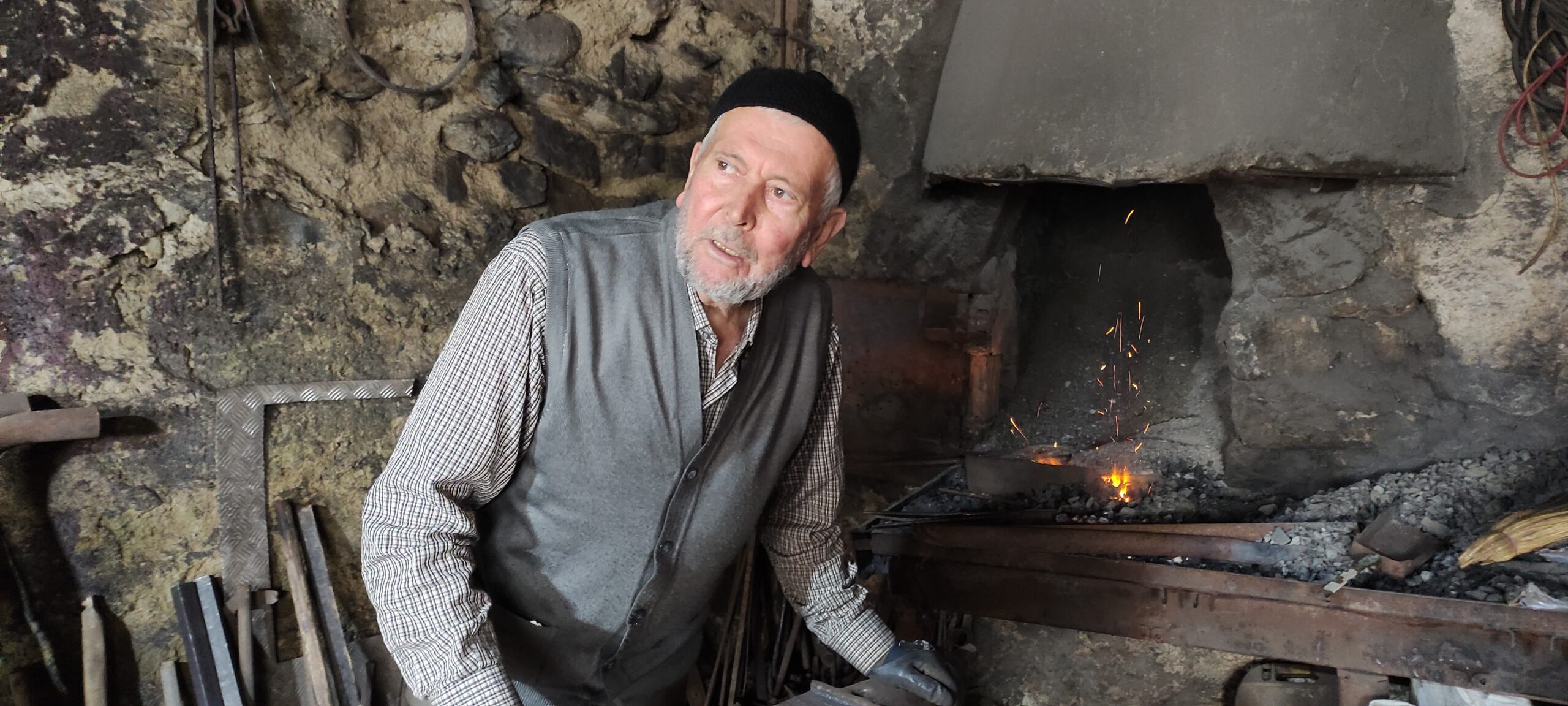 Bursa’da 80 yaşında 30 köyün tarım aleti ihtiyacını karşılıyor Bursa’da 80 yaşında 30 köyün tarım aleti ihtiyacını karşılıyor