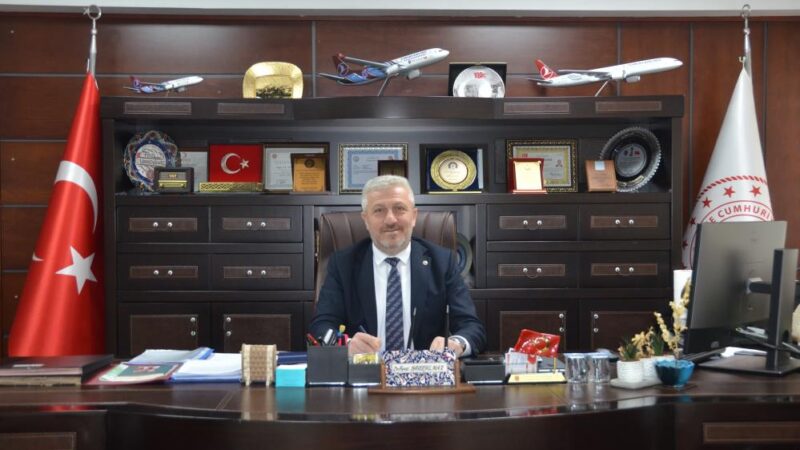 Bursa İl Sağlık Müdürü’nden önemli uyarı Mevsimsel grip hastalığına yakalanan kişilerin, evde istirahat etmelerinin önemine değinen
