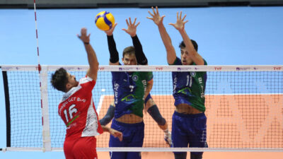 Efeler Ligi’nde Bursa derbisi