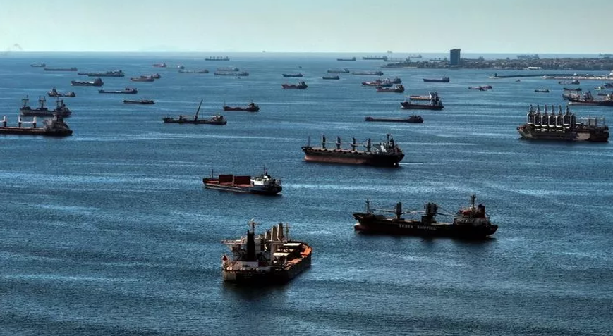 Boğazlar’daki görüntü şaşırtmıştı! Denizcilik Genel Müdürlüğü açıkladı