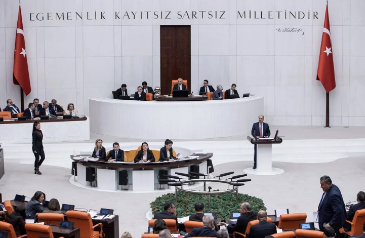 Bakan Bilgin açıkladı; EYT ay sonunda Meclis’te Bakan Bilgin açıkladı; EYT ay sonunda Meclis’te