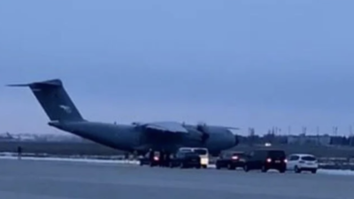 Ukrayna’da mahsur kalan iki kargo uçağımız yurda dönüyor