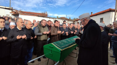 Başkan Dündar’ın baba acısı! Son yolculuğuna uğurlandı