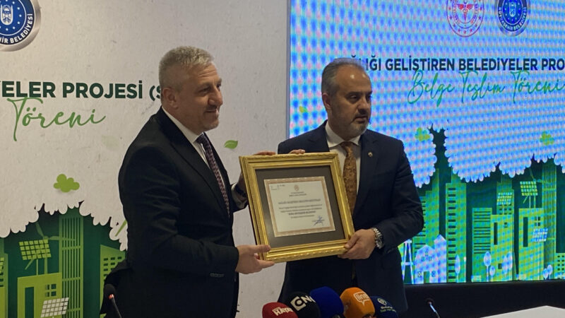 Türkiye’de bir ilk! Bursa’ya verildi… Olay Gazetesi Yazarı İhsan Aydın, Bursa'nın sağlık alanında aldığı önemli