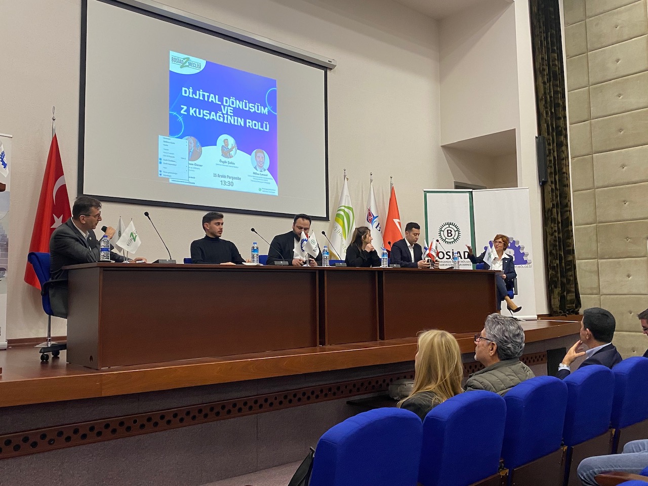 BOSİAD Z Meclisi dijital dönüşümü konuştu BOSİAD Z Meclisi dijital dönüşümü konuştu