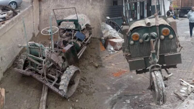 Yıkılan binadan tarihi traktör çıktı!