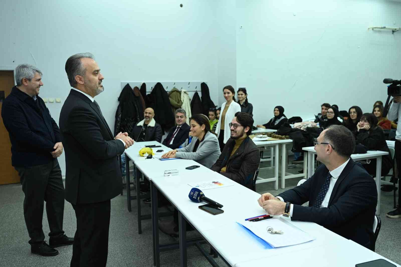 Akademik eğitime sportif destek