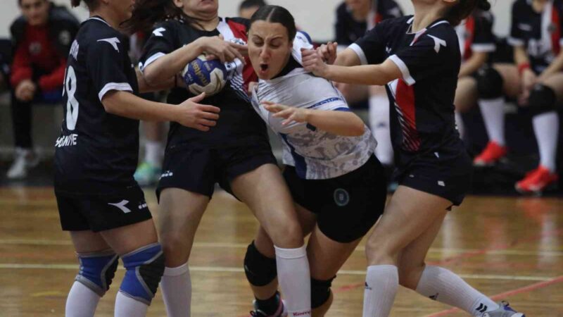 Bursa Büyükşehir Belediyespor sahasında takipçisi Aksaray Belediyespor’uda mağlup etti Kadınlar Hentbol 1. Ligi’nde başarılı bir sezon geçiren Bursa Büyükşehir