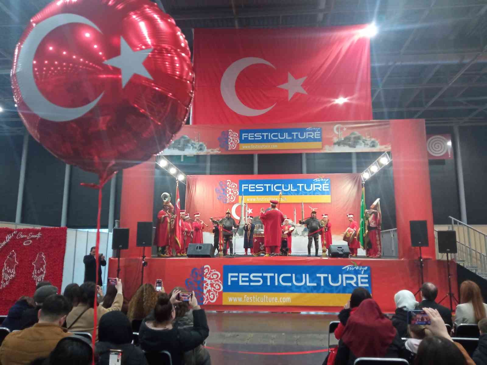 Bursa mehter takımı Fransa’yı fethetti Bursa mehter takımı Fransa’yı fethetti