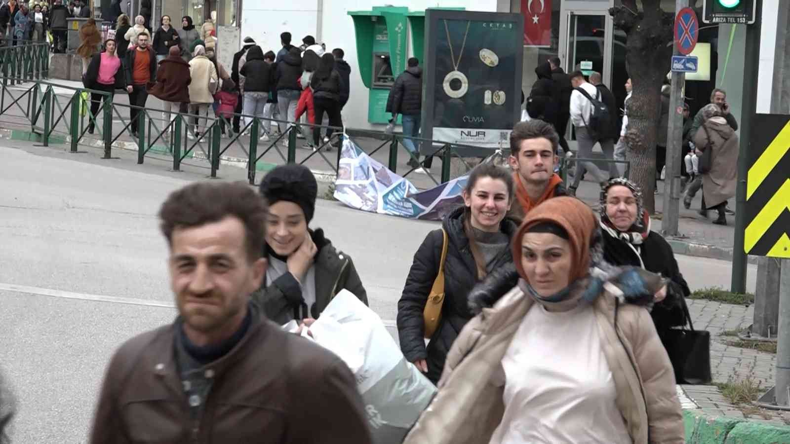 Bursa’da şiddetli lodos!