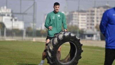 Bursaspor’a Hasan Ayaroğlu ve Ertuğrul Kurtuluş’tan sevindirici haber