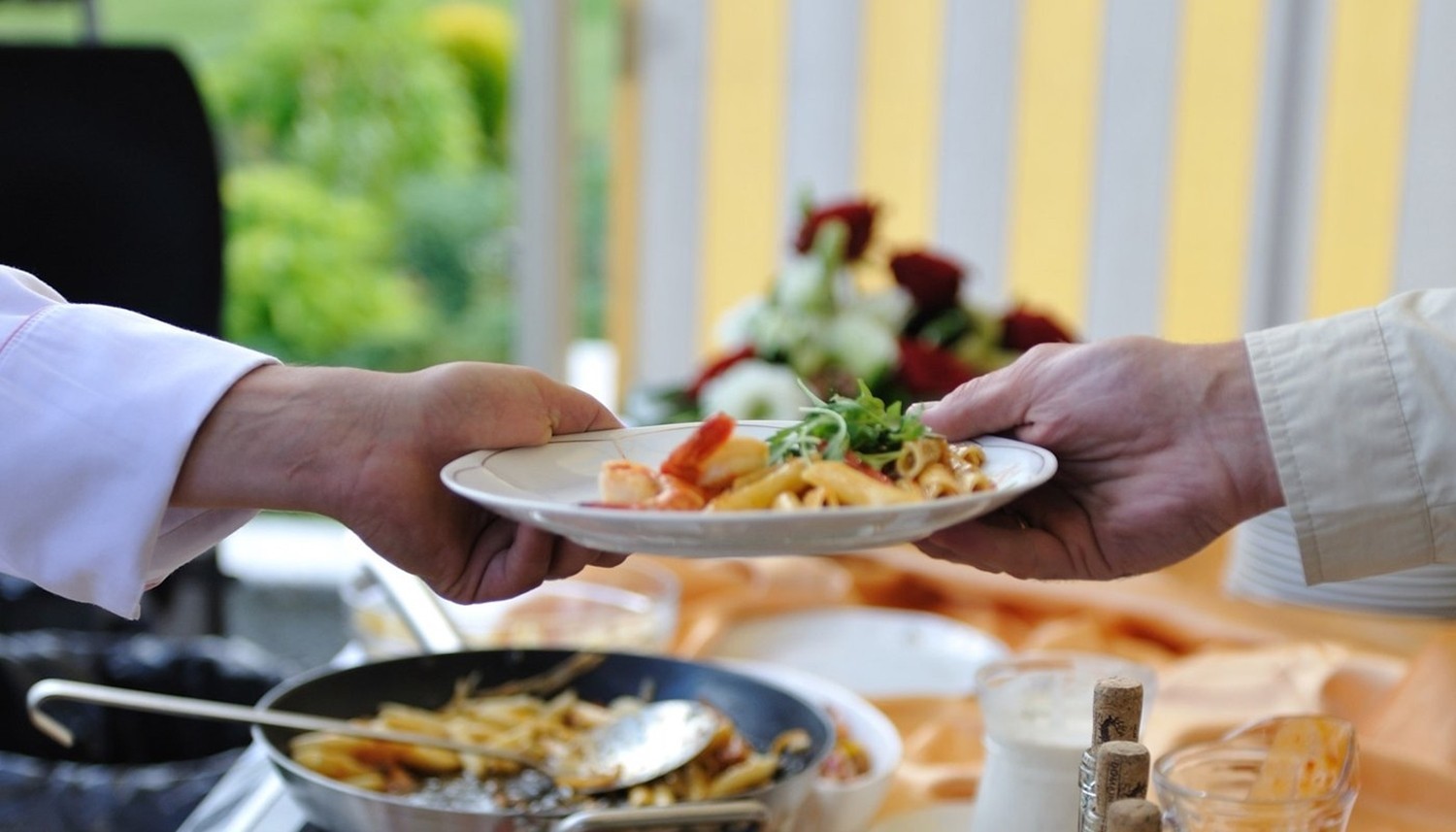 Bursa’da endüstriyel yemek sektöründe EYT tedirginliği! Bursa’da endüstriyel yemek sektöründe EYT tedirginliği!