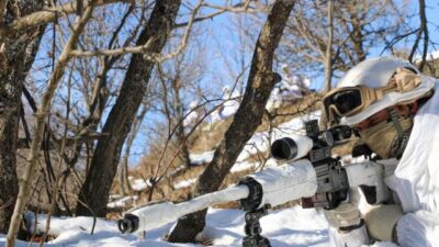 Gri listeye iki çizik daha