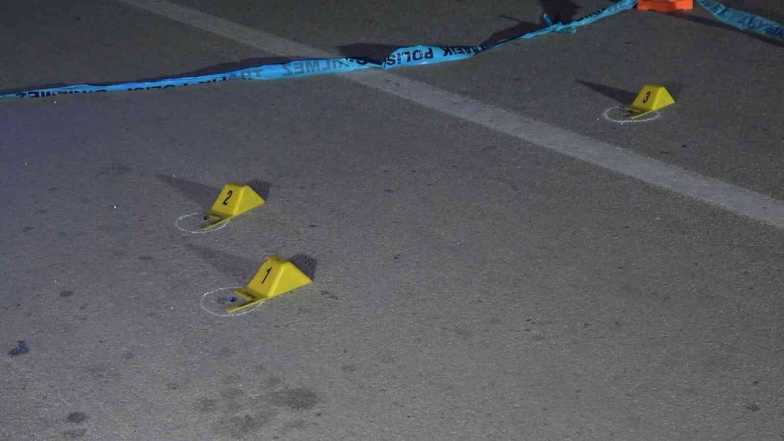 Bursa’da gece kulübüne giden müşteri, tartıştığı 3 çalışanı tabancayla vurdu