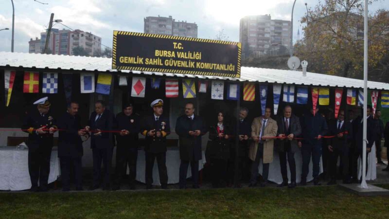 Gemlik’te düzenlenen törenle Sahil Güvenlik Karakolu hizmete girdi.
