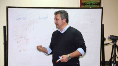 Gürsu’da gençler dijitali, esnaf tecrübesini anlatıyor