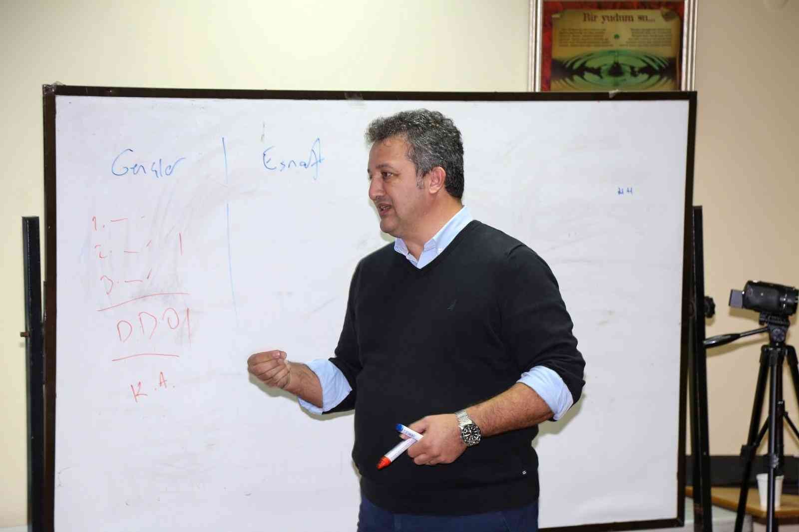 Gürsu’da gençler dijitali, esnaf tecrübesini anlatıyor