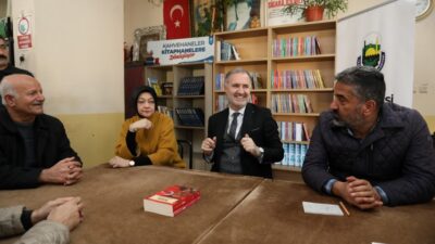 İnegöl’de kahvehaneler kitap haneye dönüşüyor