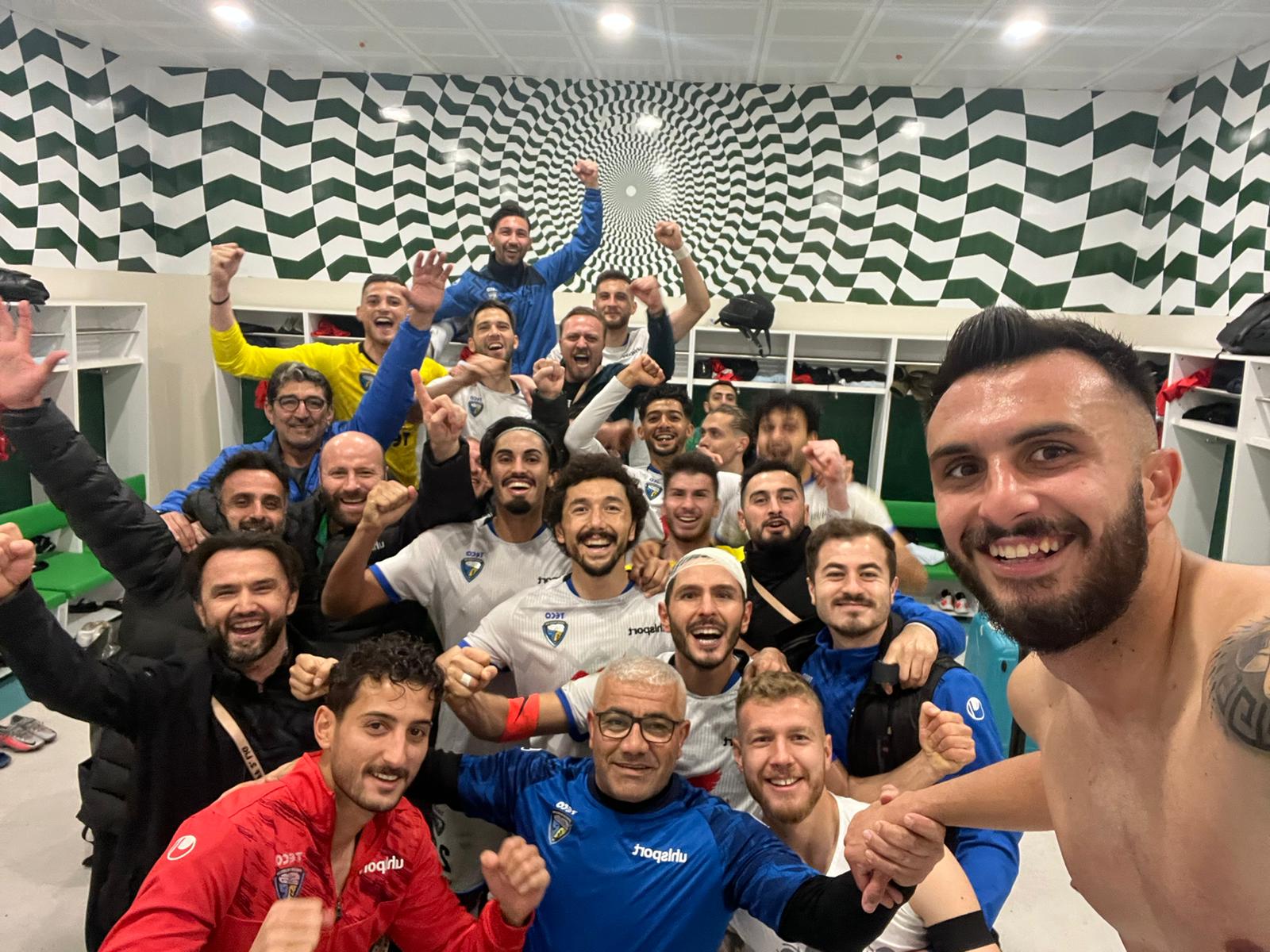 2.Lig’deki Bursa ekibinden muhteşem skor! Kupada Süper Lig takımına gol yağdırdı!