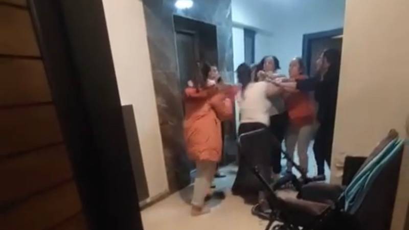 Bursa’da ‘çöp atma’ kavgası! O anlar kamerada