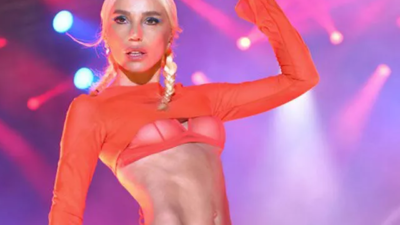 Şarkıcı Gülşen aylar sonra sahneye çıktı!