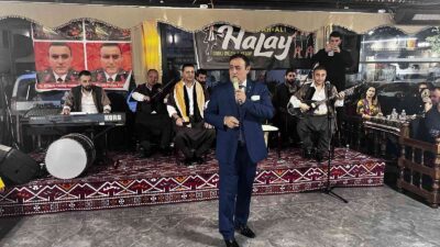 Mahmut Tuncer sıra gecesinde Bursalıları coşturdu