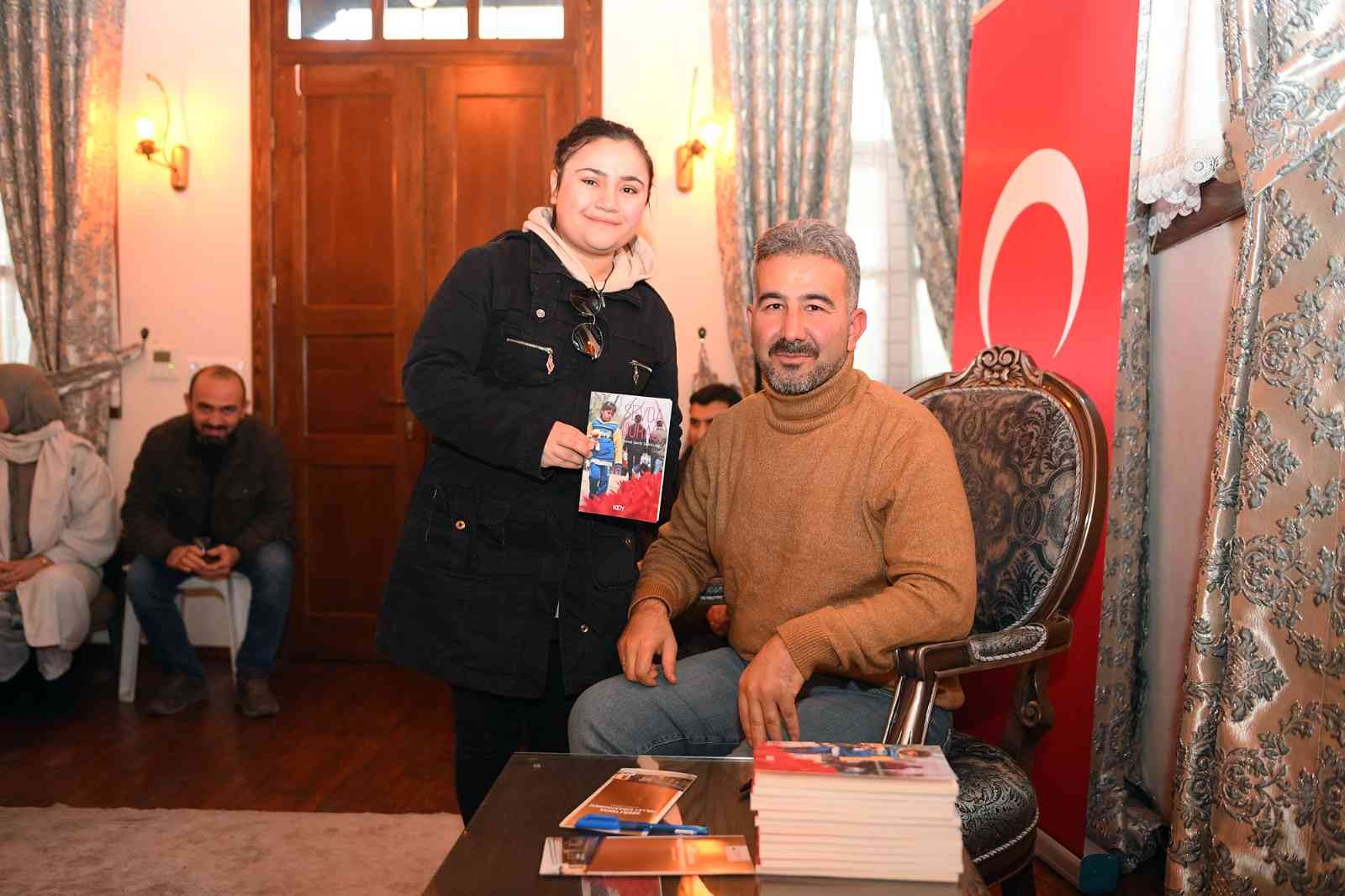 Osmangazi’de edebiyatseverleri buluşturan etkinlik 1 osmangazide edebiyatseverleri bulusturan etkinlik b15733f