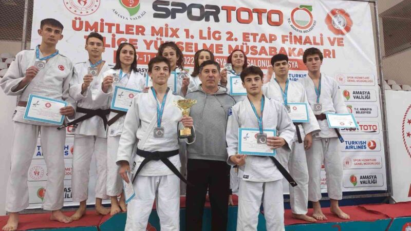 Osmangazili judocular 1. Lig’de Osmangazi Belediyespor Judo Takımı sporcuları, Spor Toto Ümitler Mix 1.