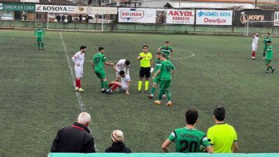 Yer: Bursa… Sakatlanan hakem elinde bandajla maçı yönetti