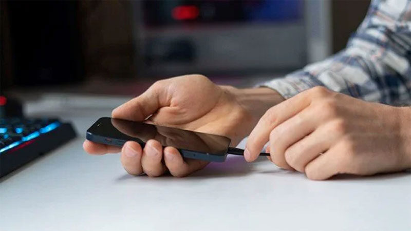 Avrupa Birliği (AB), akıllı telefon, tablet ve kamera gibi elektronik