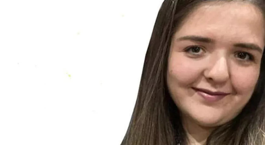 Doğuma bir hafta kala bebeği ile birlikte evde ölü bulundu