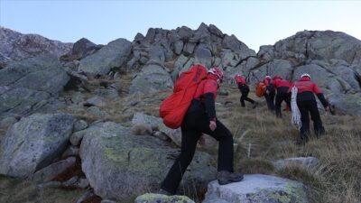 Uludağ’daki JAK timleri yeni yıla hazırlanıyor