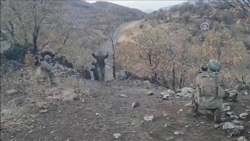 MSB görüntüleri paylaştı! Teröristler böyle teslim oldu