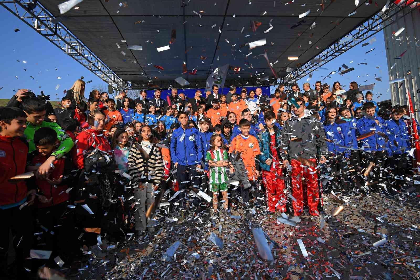 Türk sporuna Osmangazi’den dev hizmet