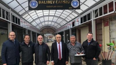 Bursa Büyükşehir Belediyesi, kent merkezindeki tarihi çarşılarda uygulanan estetik çatı