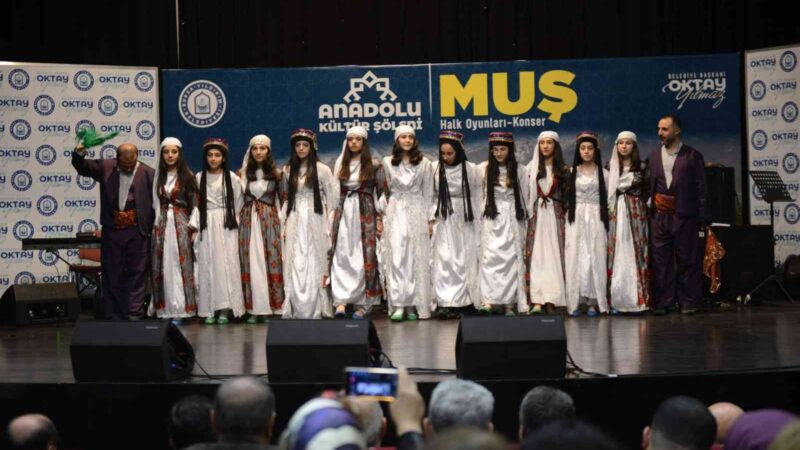 Yıldırım’da Anadolu rüzgârı esti Farklı coğrafyaların zengin kültürlerini aynı çatı altında buluşturan Yıldırım Belediyesi,
