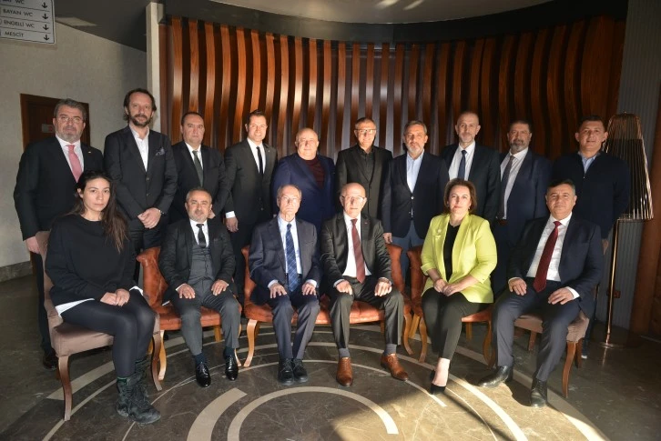 YAPISİAD yola çıktı YAPISİAD yola çıktı