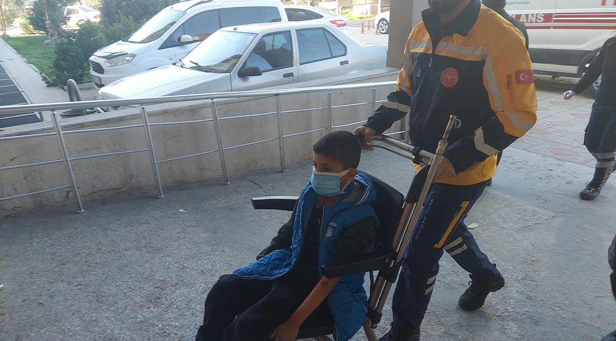 Köpeğin saldırdığı çocuk yaralandı