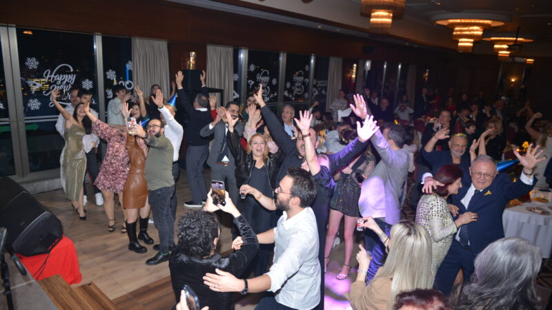 Mövenpick Bursa Hotel and Thermal Spa yılbaşı balosu bu sene