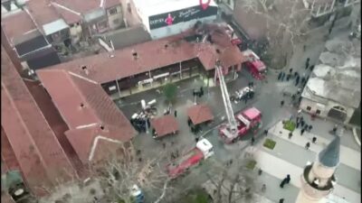 Bursa’da çarşıda yangın! Havadan görüntülendi