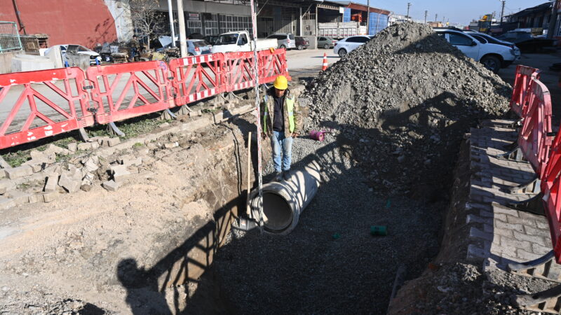 Karacabey’de altyapı hamlesi Karacabey ilçesindeki 226 kilometrelik içme suyu hattının sil baştan yenilendiği