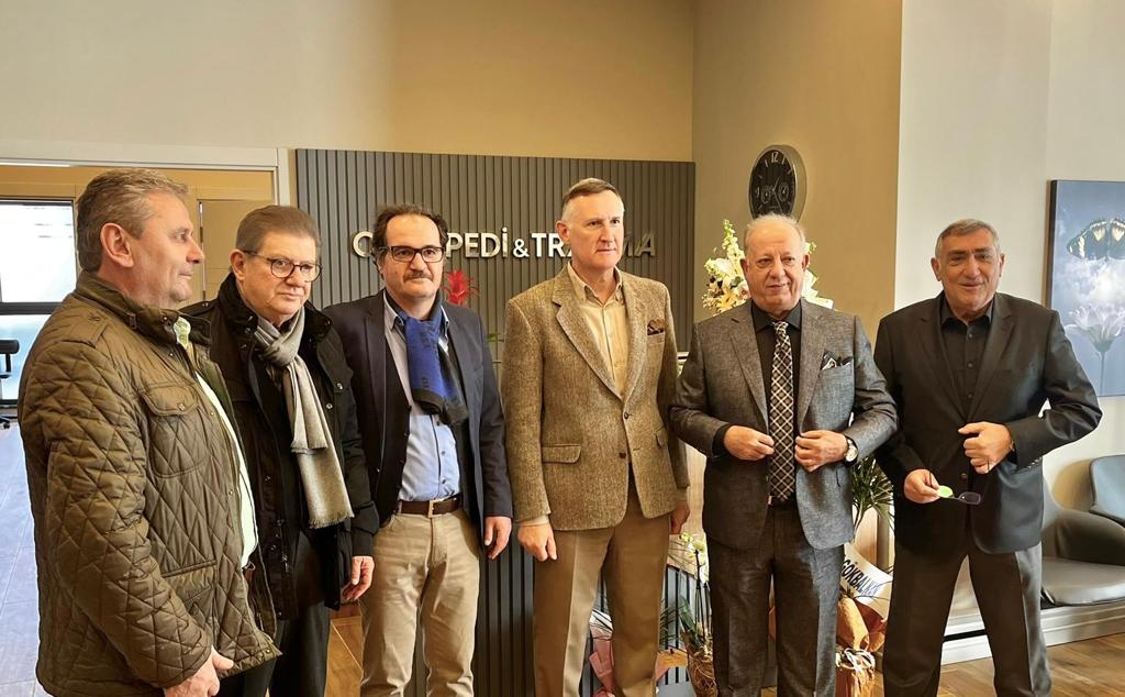 Bursa’da iki profesörden yeni muayenehane Bursa’da iki profesörden yeni muayenehane