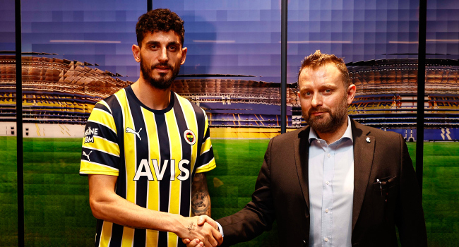 Samet Akaydın resmen Fenerbahçe’de
