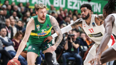 Frutti Extra Bursaspor 2 sayı farkla yenildi