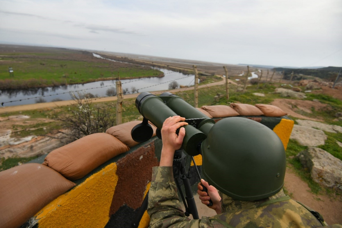 Yunanistan’dan zorla ülkemize gönderilmeye çalışılan 27 kişi yakalandı