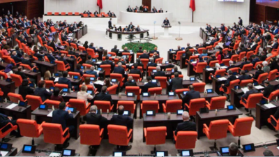 AK Parti’den 2. ‘anayasa değişikliği teklifi’ ziyareti