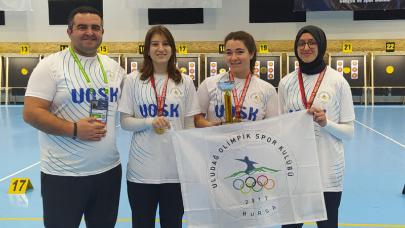 Bursalı okçulardan büyük başarı! Samsun'da gerçekleştirilen Okçuluk Türkiye Şampiyonası'nda Uludağ Olimpik Sporlar Kulübü'nden 3