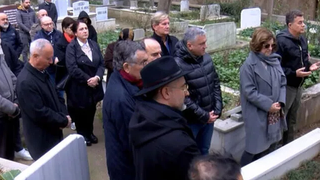 Mehmet Ali Birand mezarı başında anıldı