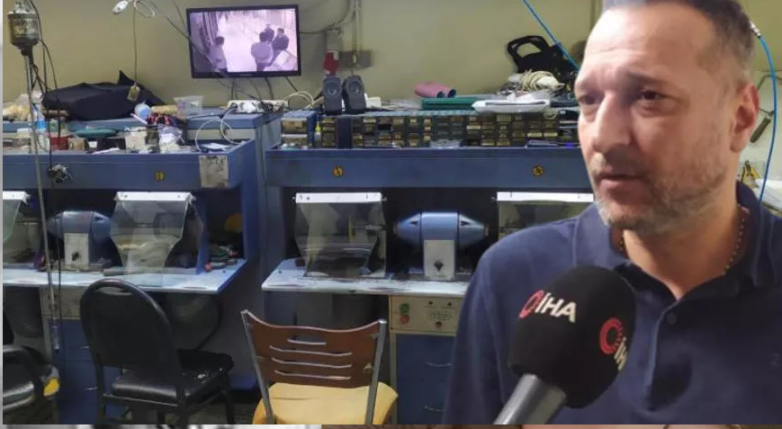 Çıraklardan milyonluk vurgun! Kasadan her ay gram gram altını çaldılar