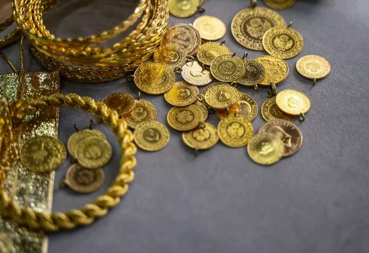 Gram altın fiyatları yeni rekorunu kırdı! Gram altın fiyatları yeni rekorunu kırdı!